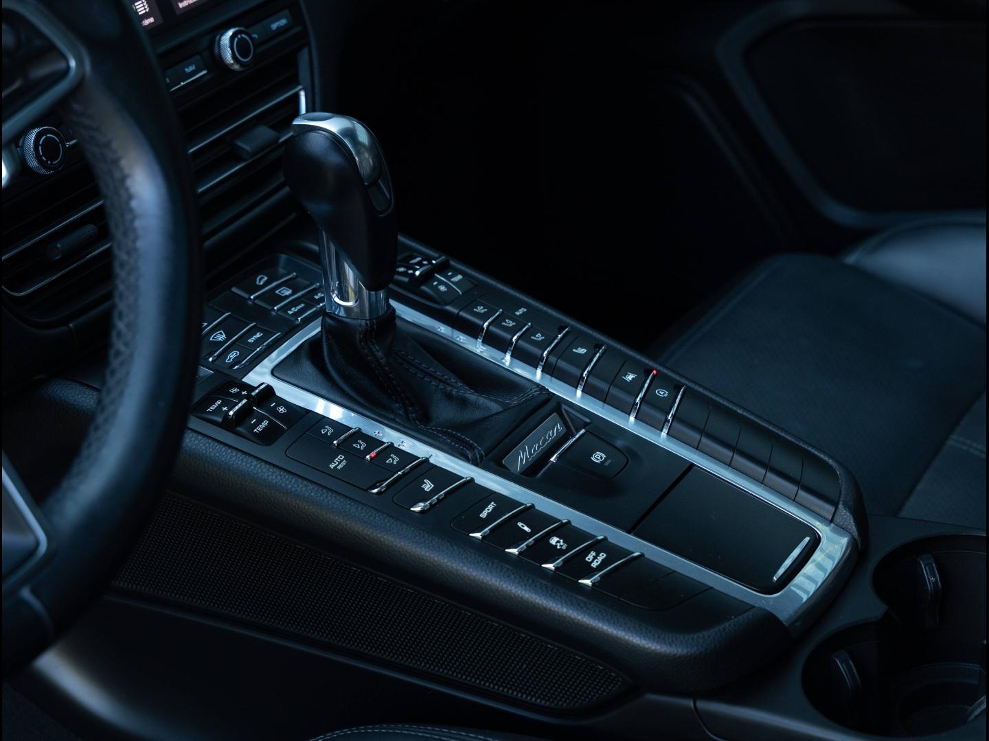 Voitures occasions PORSCHE MACAN Base Villeneuve-d'Ascq