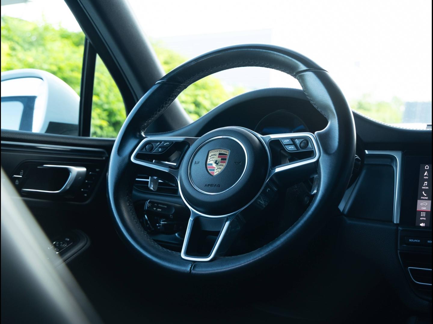 Voitures occasions PORSCHE MACAN Base Villeneuve-d'Ascq