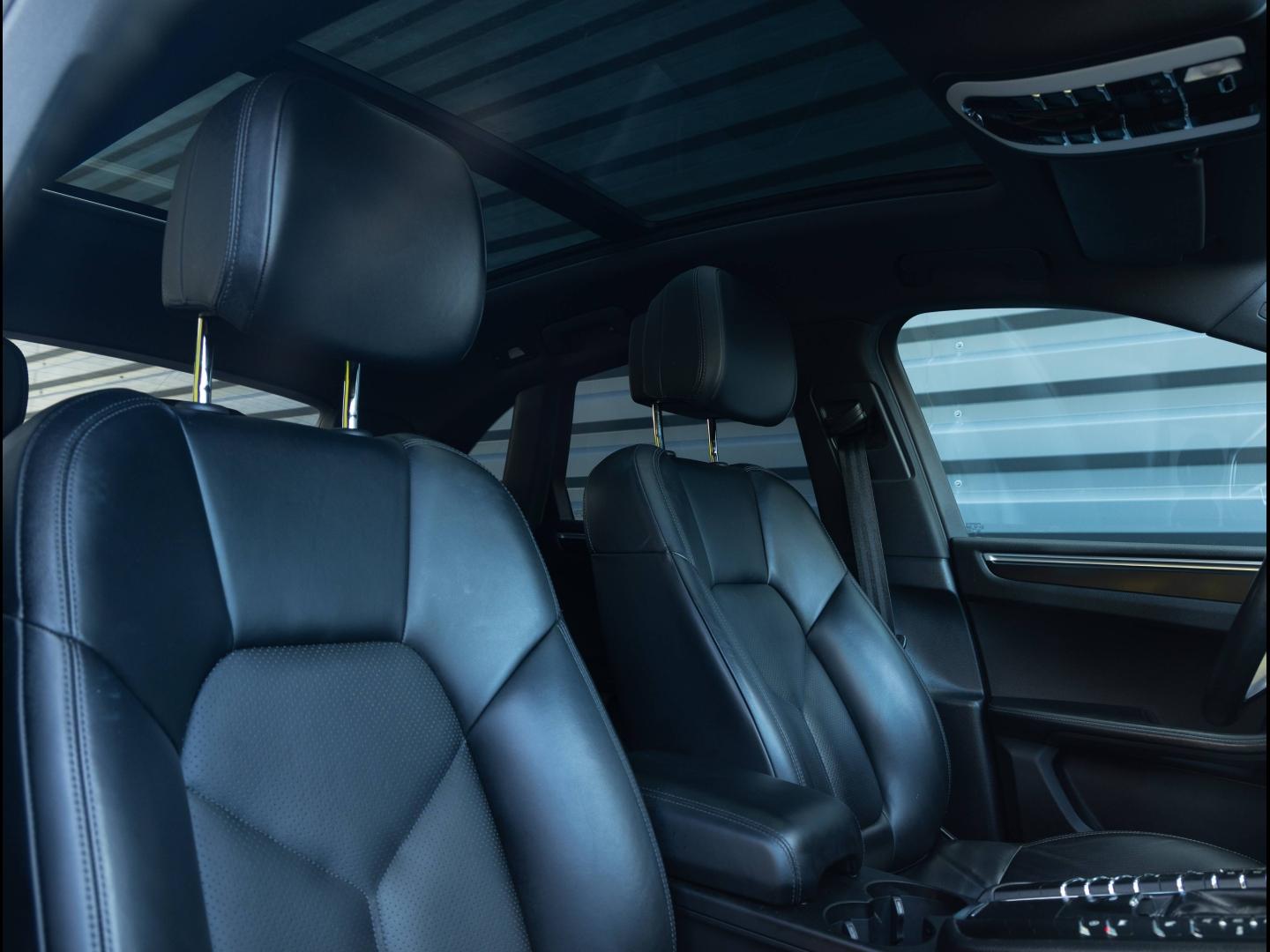 Voitures occasions PORSCHE MACAN Base Villeneuve-d'Ascq
