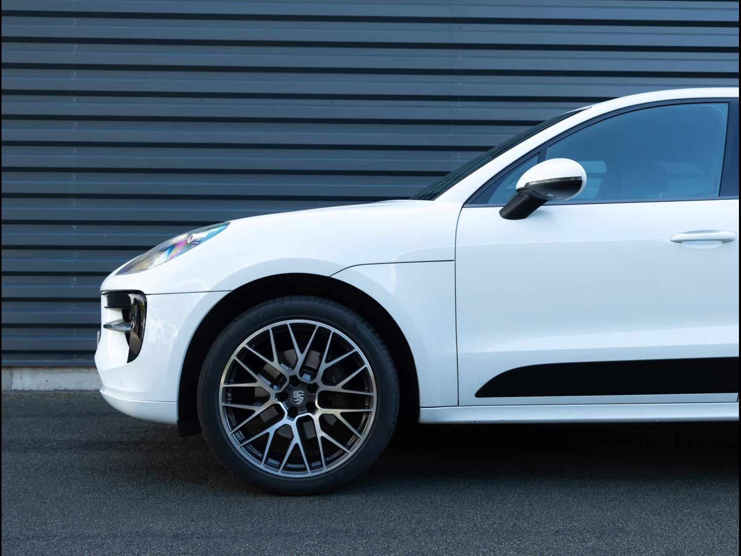 Voitures occasions PORSCHE MACAN Base Villeneuve-d'Ascq