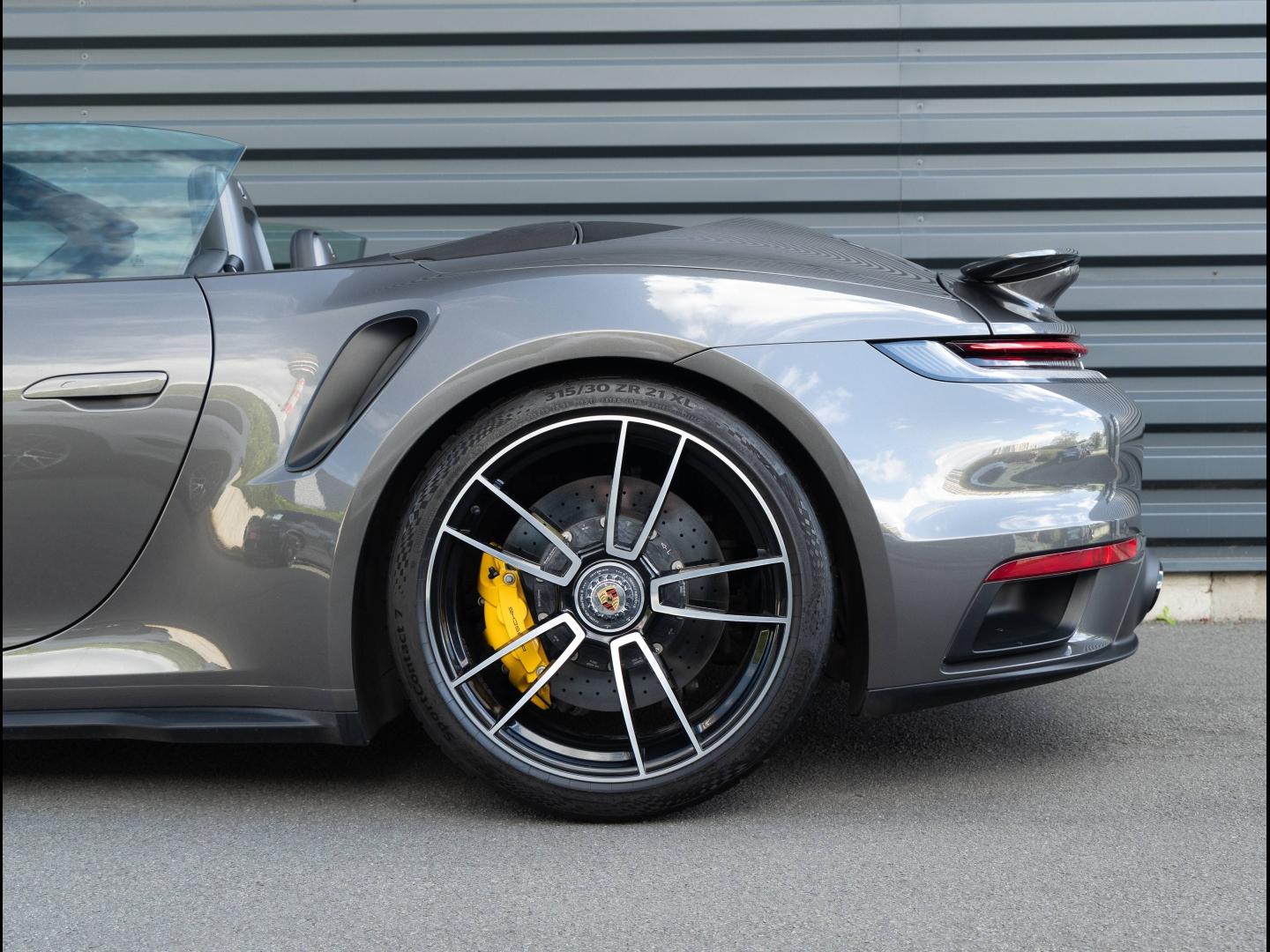 Voitures occasions PORSCHE 911 Cabriolet Turbo S Villeneuve-d'Ascq