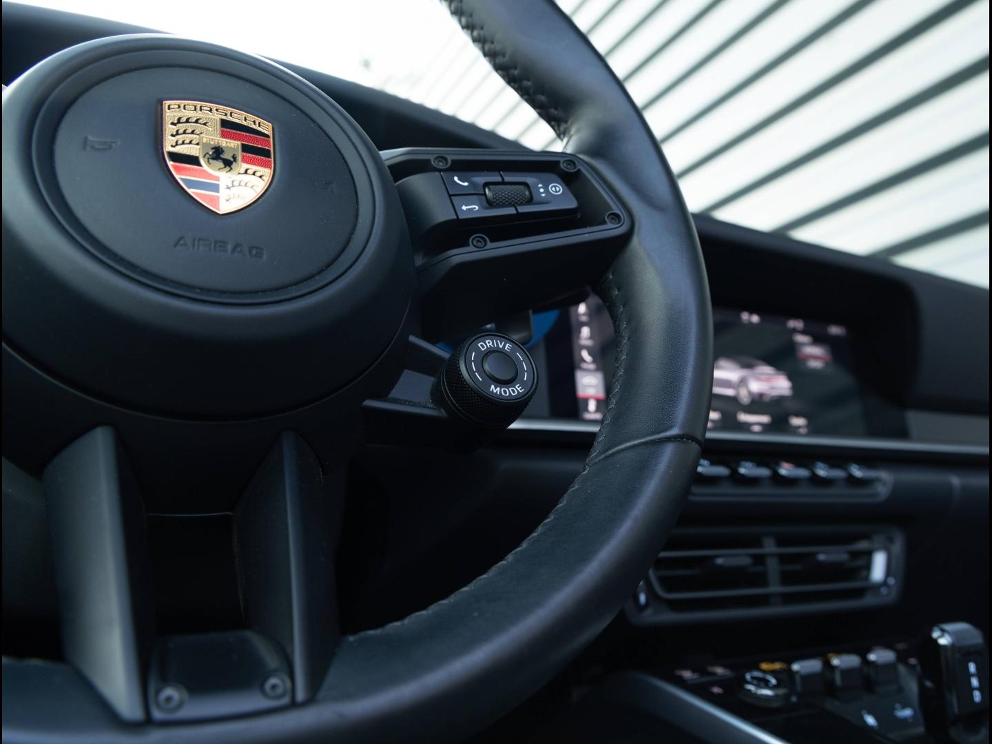 Voitures occasions PORSCHE 911 Cabriolet Turbo S Villeneuve-d'Ascq