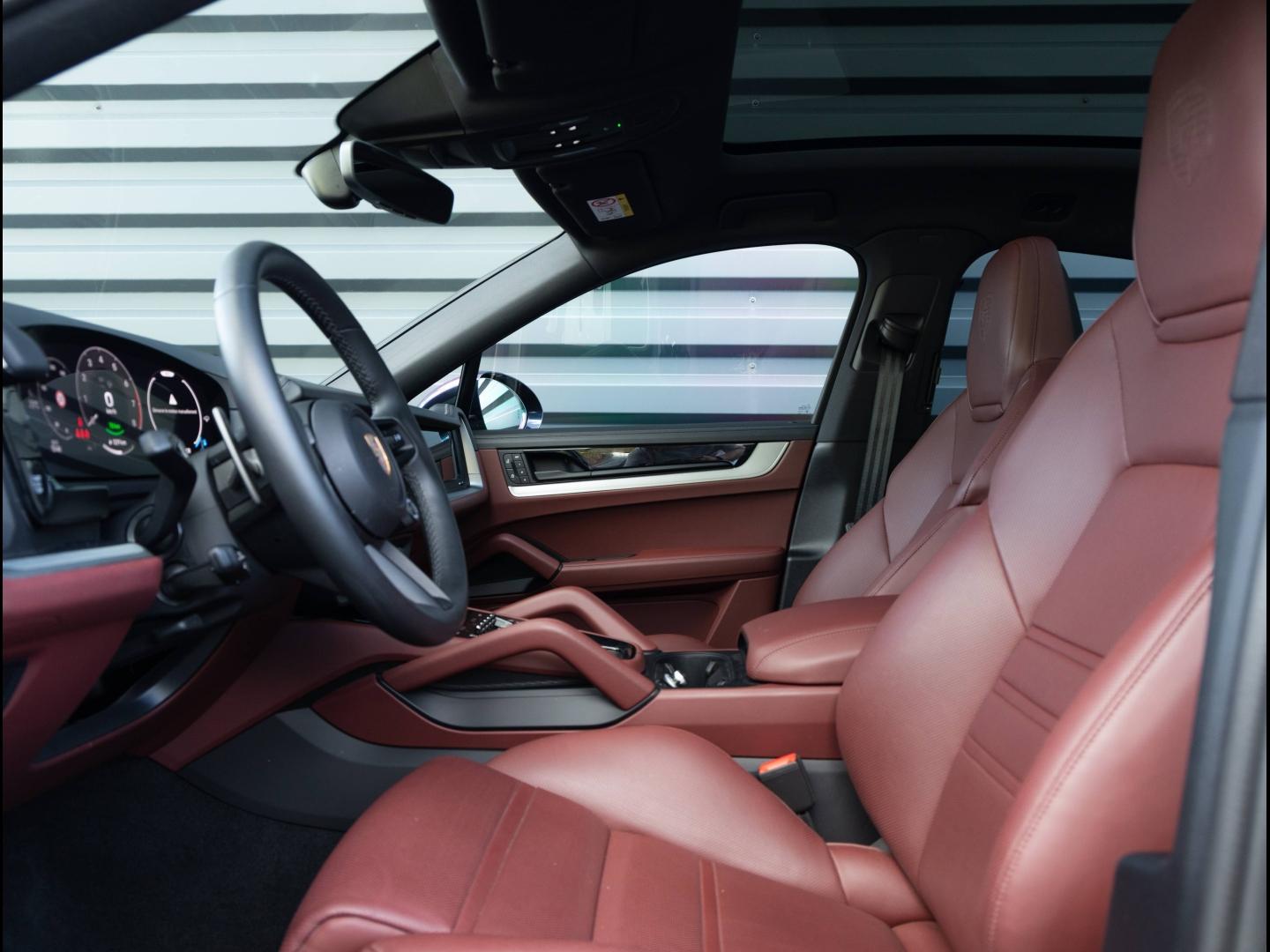 Voitures occasions PORSCHE Cayenne Coupe S E-Hybrid Villeneuve-d'Ascq
