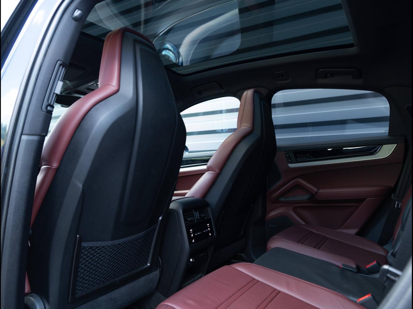 Voitures occasions PORSCHE Cayenne Coupe S E-Hybrid Villeneuve-d'Ascq