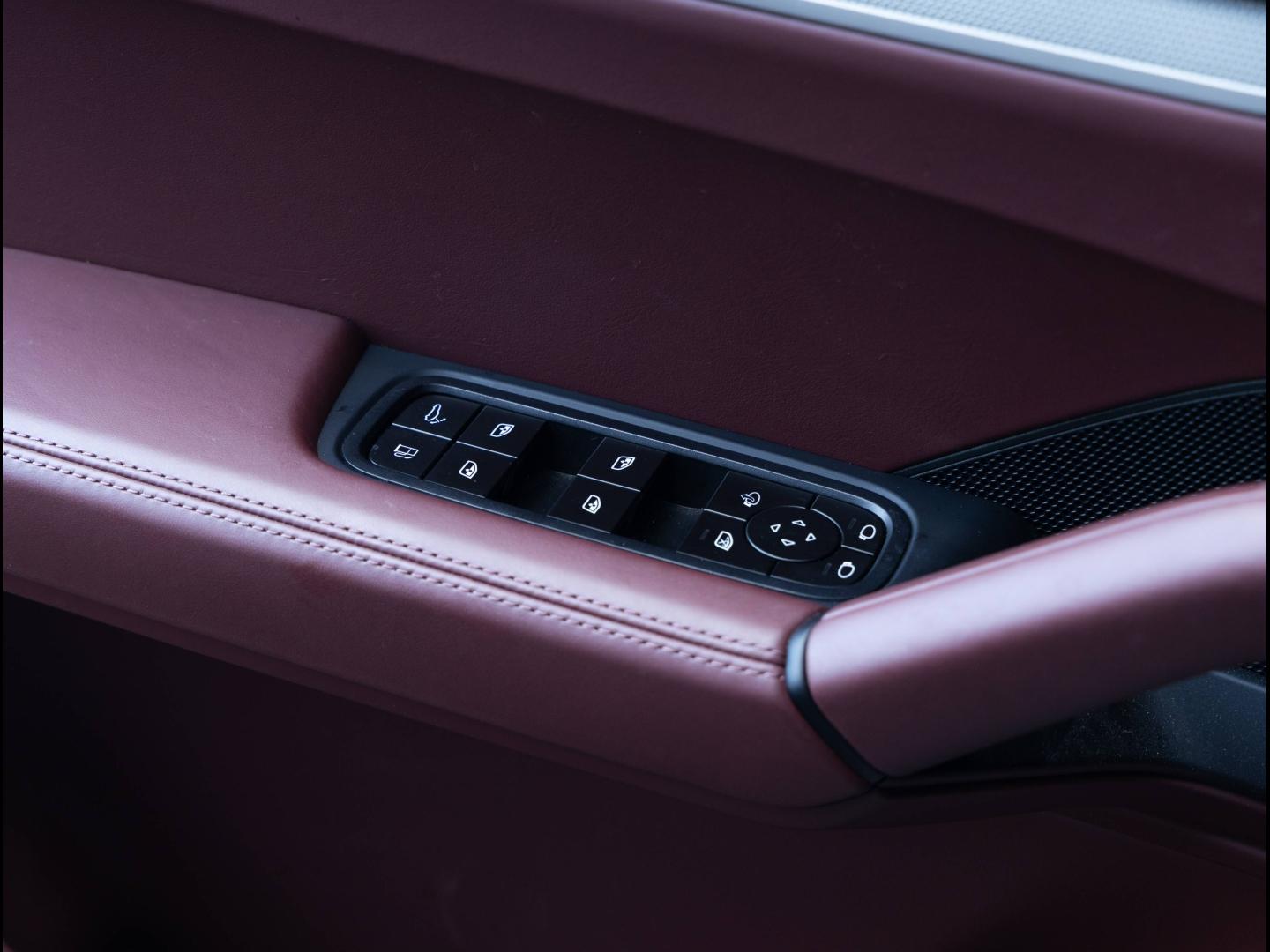 Voitures occasions PORSCHE Cayenne Coupe S E-Hybrid Villeneuve-d'Ascq