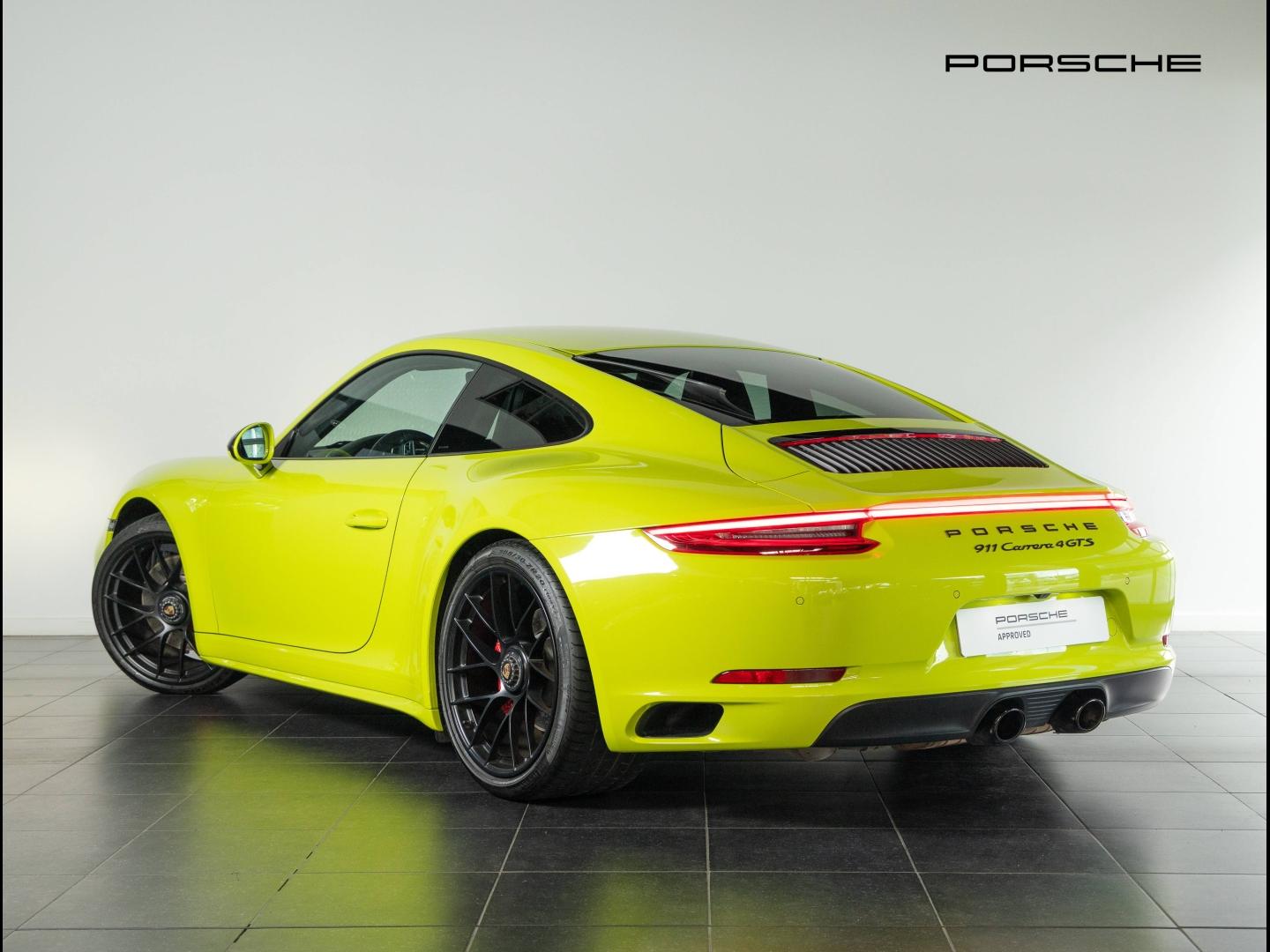Voitures occasions PORSCHE 911 Coupe Carrera 4 GTS Villeneuve-d'Ascq