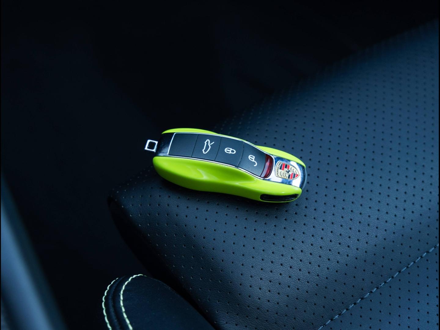 Voitures occasions PORSCHE 911 Coupe Carrera 4 GTS Villeneuve-d'Ascq