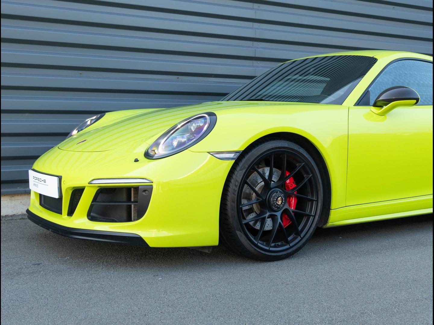 Voitures occasions PORSCHE 911 Coupe Carrera 4 GTS Villeneuve-d'Ascq