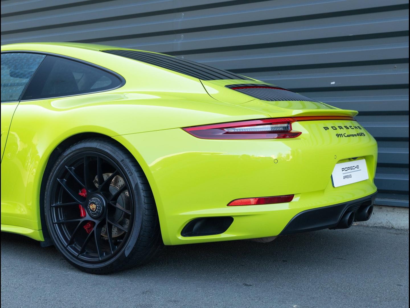 Voitures occasions PORSCHE 911 Coupe Carrera 4 GTS Villeneuve-d'Ascq