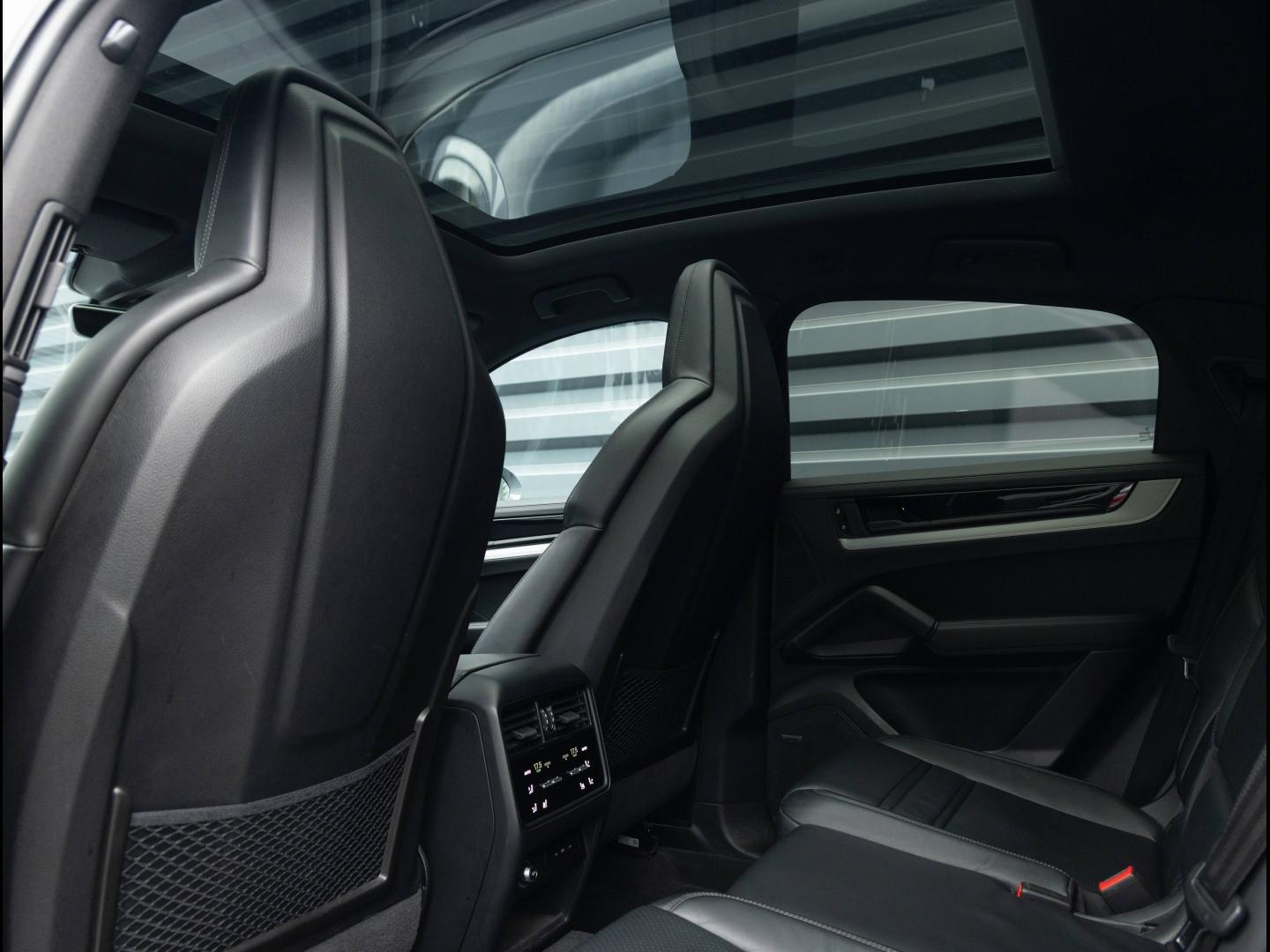 Voitures occasions PORSCHE Cayenne Coupe S E-Hybrid Villeneuve-d'Ascq