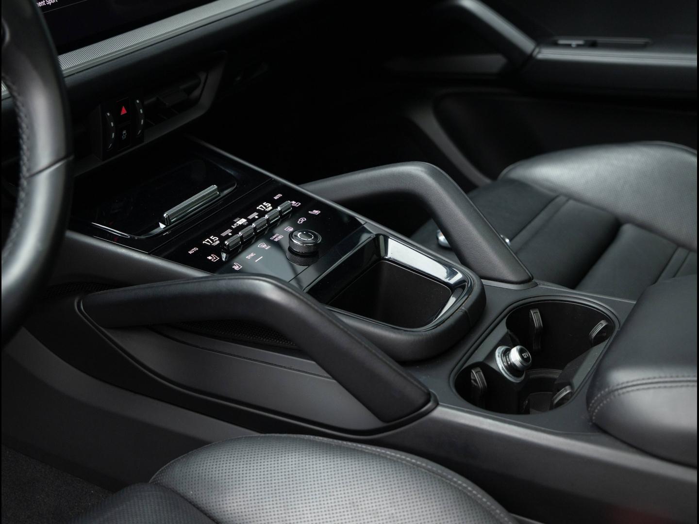 Voitures occasions PORSCHE Cayenne Coupe S E-Hybrid Villeneuve-d'Ascq