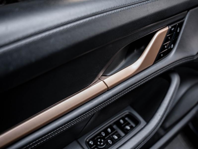 Voitures occasions PORSCHE Taycan Turbo Champagne-au-Mont-d'Or