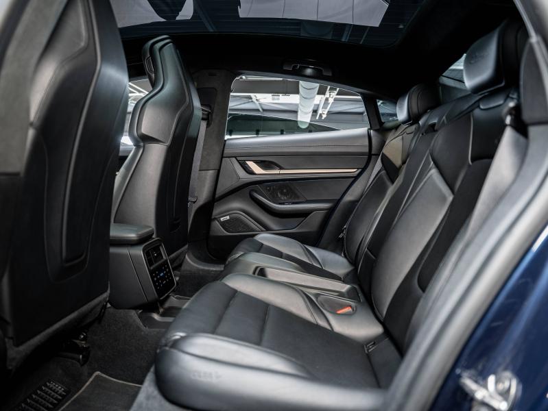 Voitures occasions PORSCHE Taycan Turbo Champagne-au-Mont-d'Or