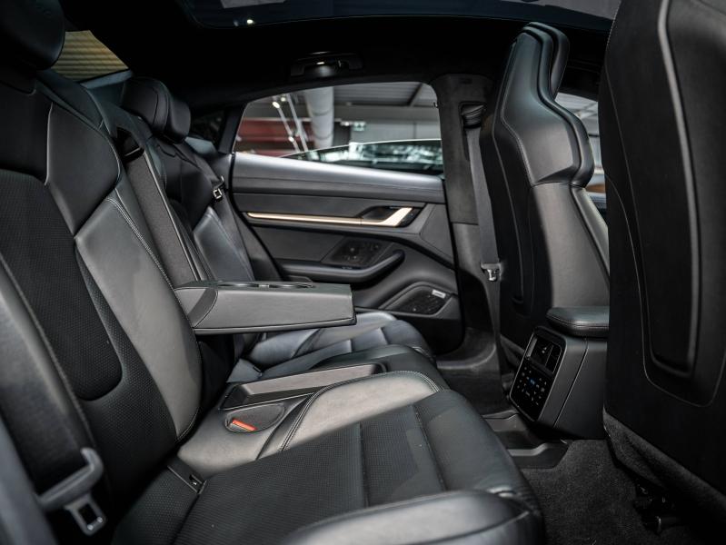 Voitures occasions PORSCHE Taycan Turbo Champagne-au-Mont-d'Or