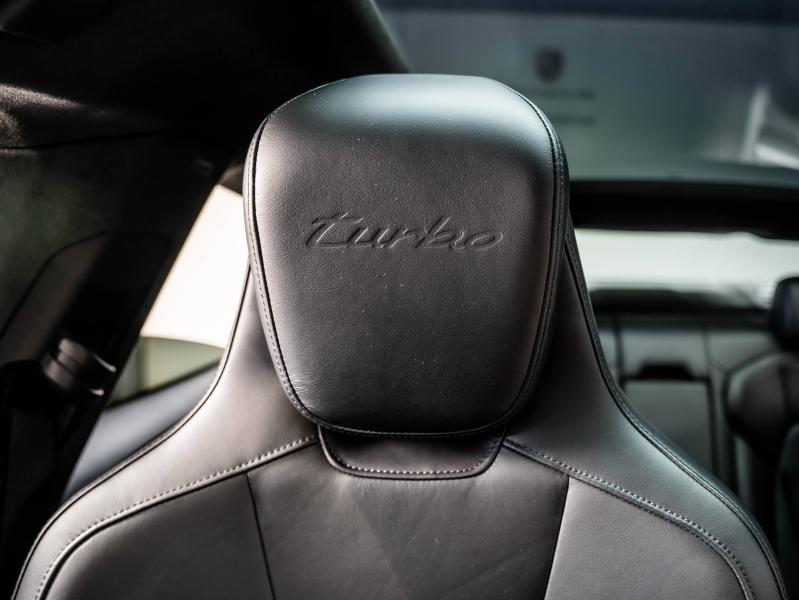 Voitures occasions PORSCHE Taycan Turbo Champagne-au-Mont-d'Or