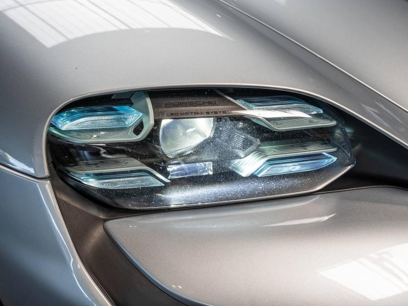 Voitures occasions PORSCHE Taycan Turbo Champagne-au-Mont-d'Or