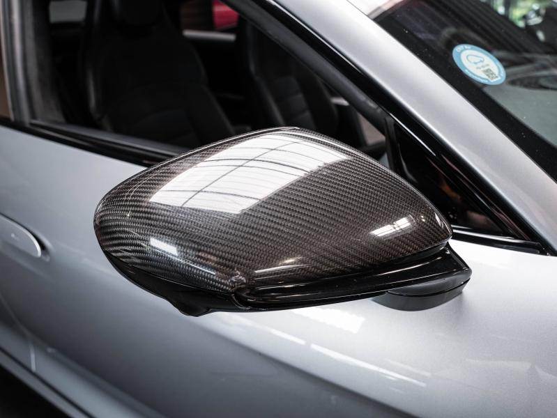 Voitures occasions PORSCHE Taycan Turbo Champagne-au-Mont-d'Or