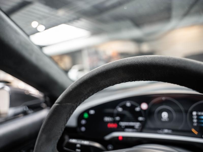 Voitures occasions PORSCHE Taycan Turbo Champagne-au-Mont-d'Or