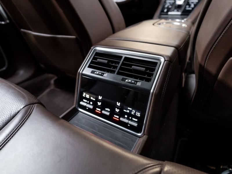 Voitures occasions PORSCHE Panamera Spt Turismo 4 E-Hybrid Champagne-au-Mont-d'Or