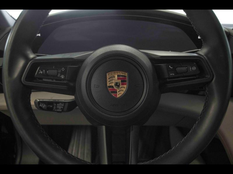 Voitures occasions PORSCHE Taycan Base Champagne-au-Mont-d'Or