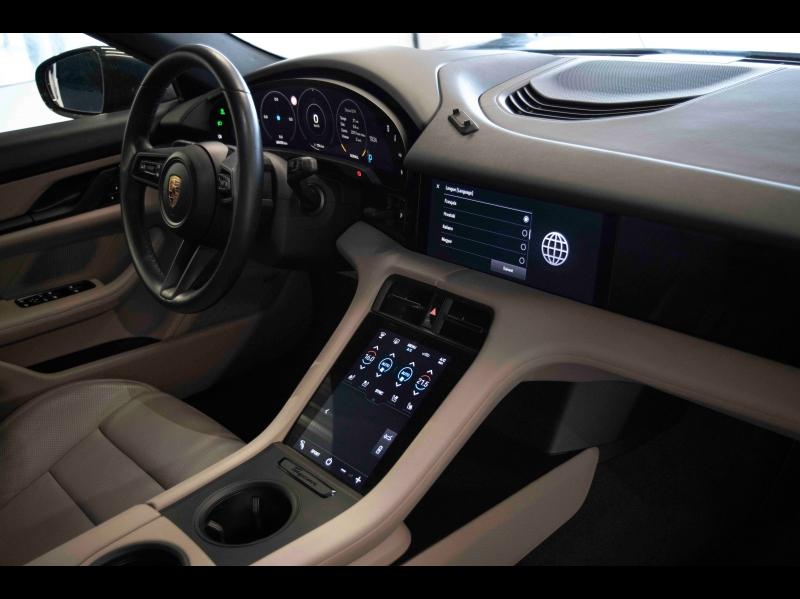 Voitures occasions PORSCHE Taycan Base Champagne-au-Mont-d'Or