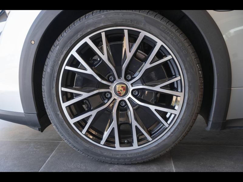 Voitures occasions PORSCHE Taycan Cross Turismo 4S Champagne-au-Mont-d'Or