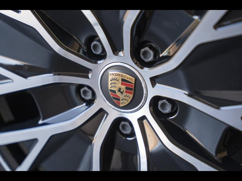 Voitures occasions PORSCHE Taycan Cross Turismo 4S Champagne-au-Mont-d'Or