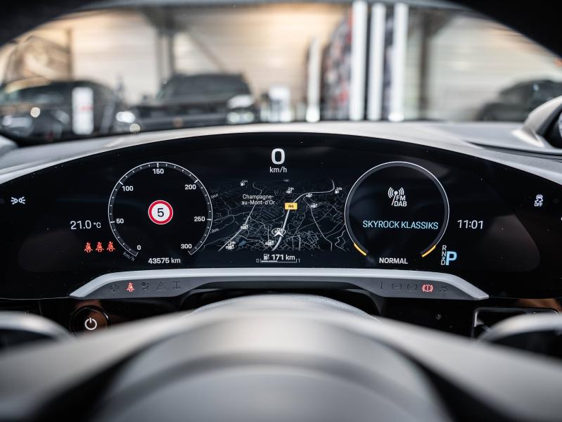 Voitures occasions PORSCHE Taycan 4S Champagne-au-Mont-d'Or