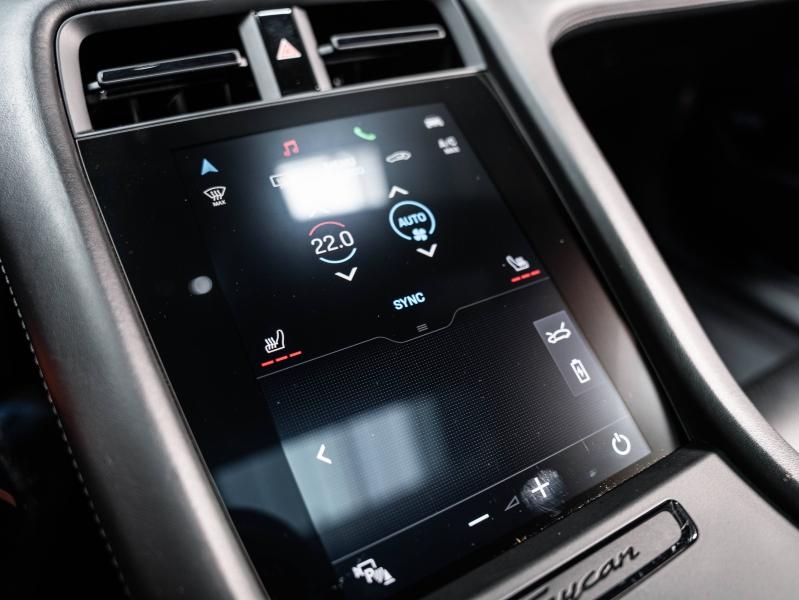 Voitures occasions PORSCHE Taycan 4S Champagne-au-Mont-d'Or