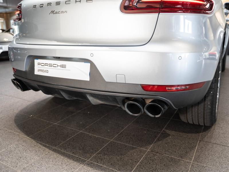 Voitures occasions PORSCHE MACAN Base Champagne-au-Mont-d'Or