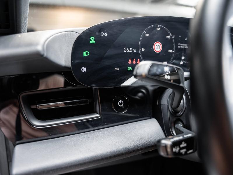 Voitures occasions PORSCHE Taycan 4S Champagne-au-Mont-d'Or