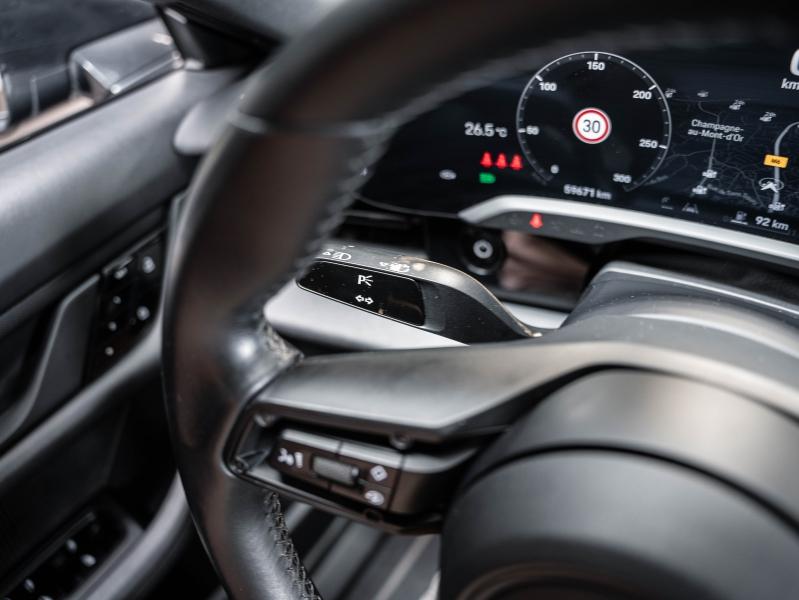 Voitures occasions PORSCHE Taycan 4S Champagne-au-Mont-d'Or