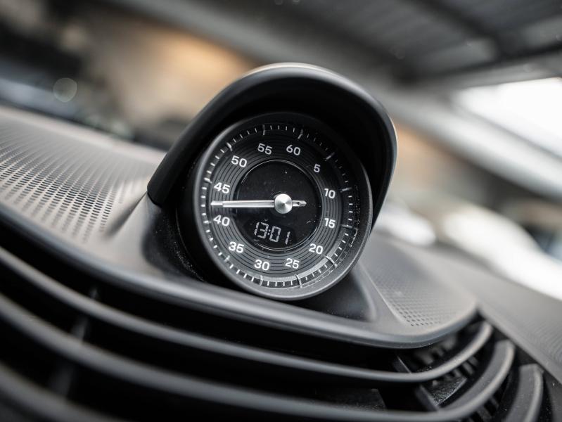 Voitures occasions PORSCHE Taycan 4S Champagne-au-Mont-d'Or