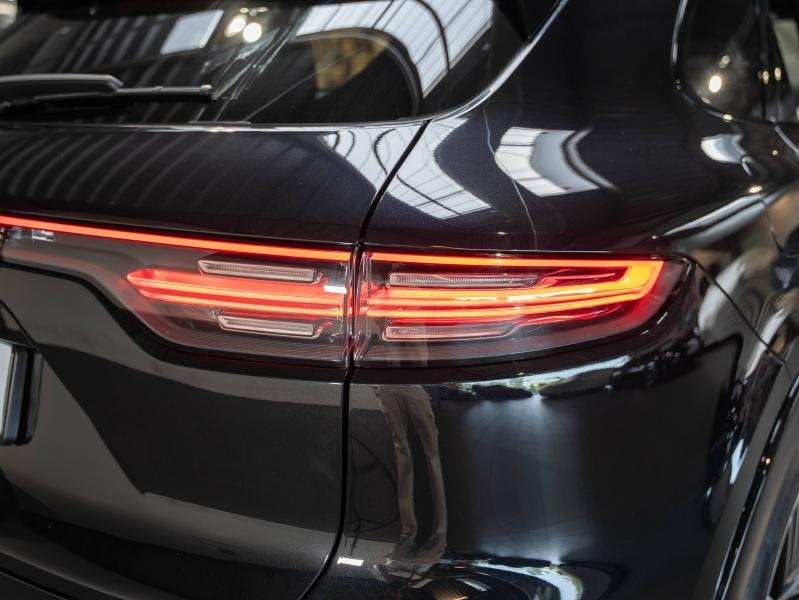 Voitures occasions PORSCHE CAYENNE E-Hybrid Champagne-au-Mont-d'Or