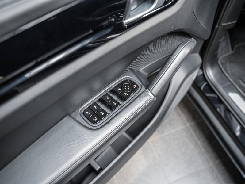 Voitures occasions PORSCHE CAYENNE E-Hybrid Champagne-au-Mont-d'Or