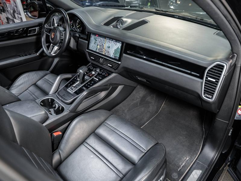 Voitures occasions PORSCHE CAYENNE E-Hybrid Champagne-au-Mont-d'Or