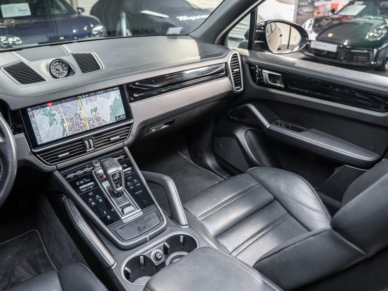 Voitures occasions PORSCHE CAYENNE E-Hybrid Champagne-au-Mont-d'Or