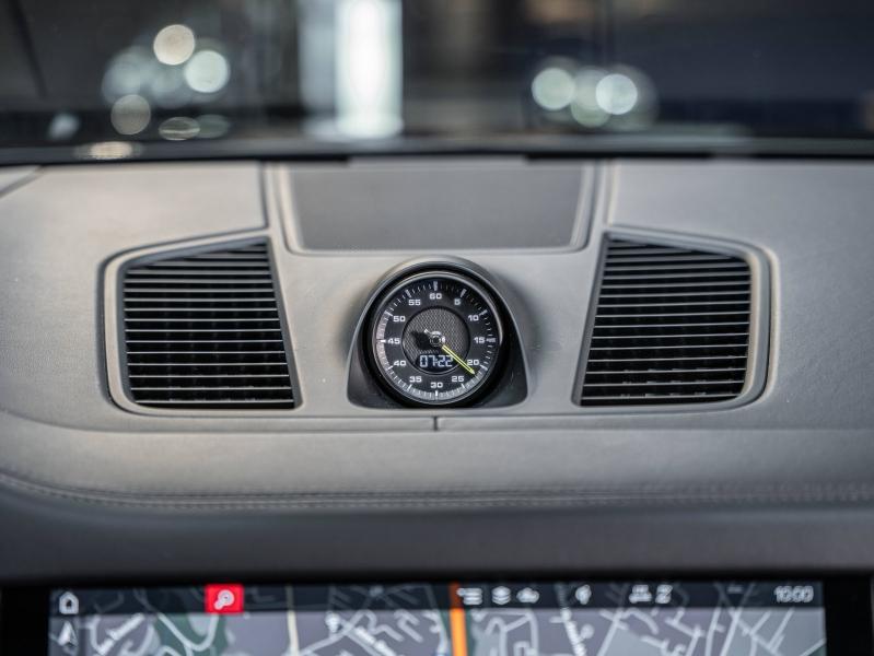 Voitures occasions PORSCHE CAYENNE E-Hybrid Champagne-au-Mont-d'Or