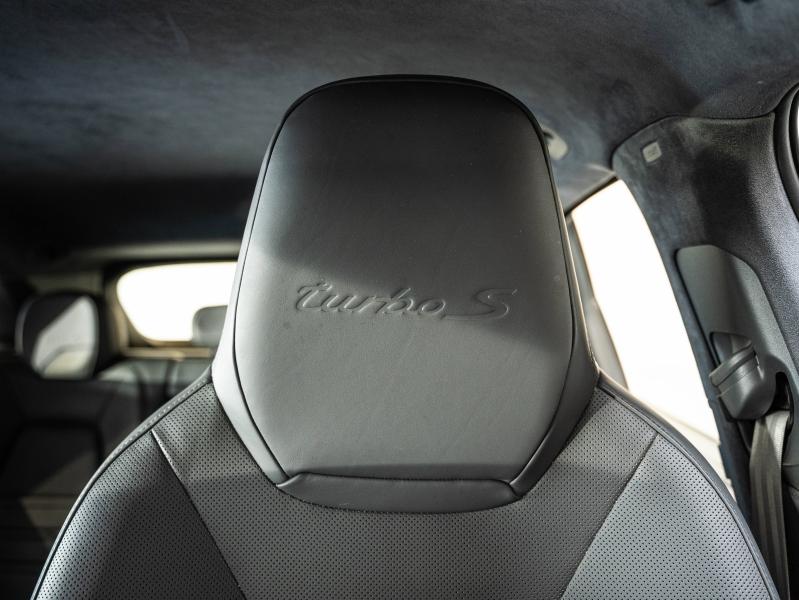 Voitures occasions PORSCHE CAYENNE Turbo S E-Hybrid Champagne-au-Mont-d'Or