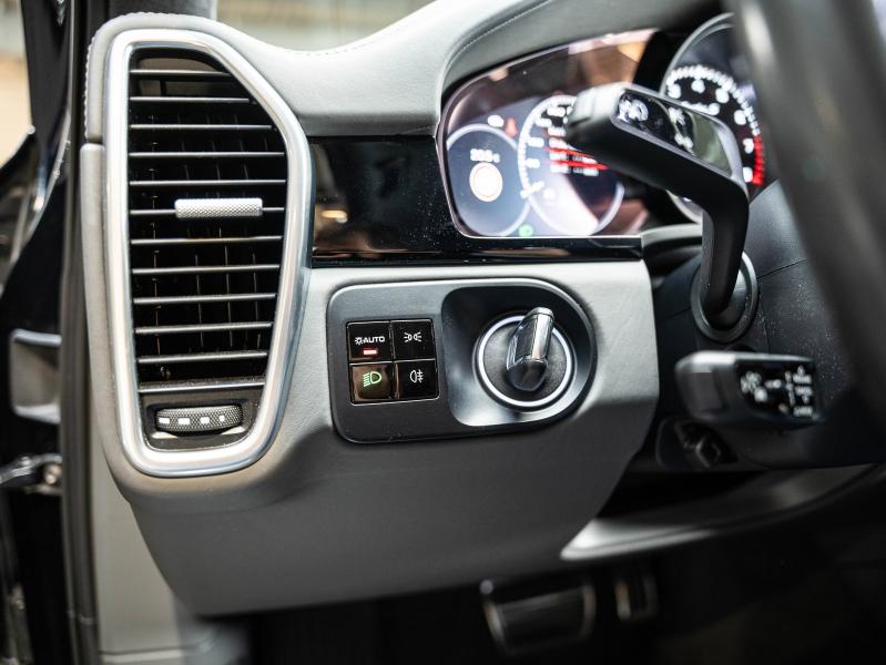 Voitures occasions PORSCHE CAYENNE Turbo S E-Hybrid Champagne-au-Mont-d'Or