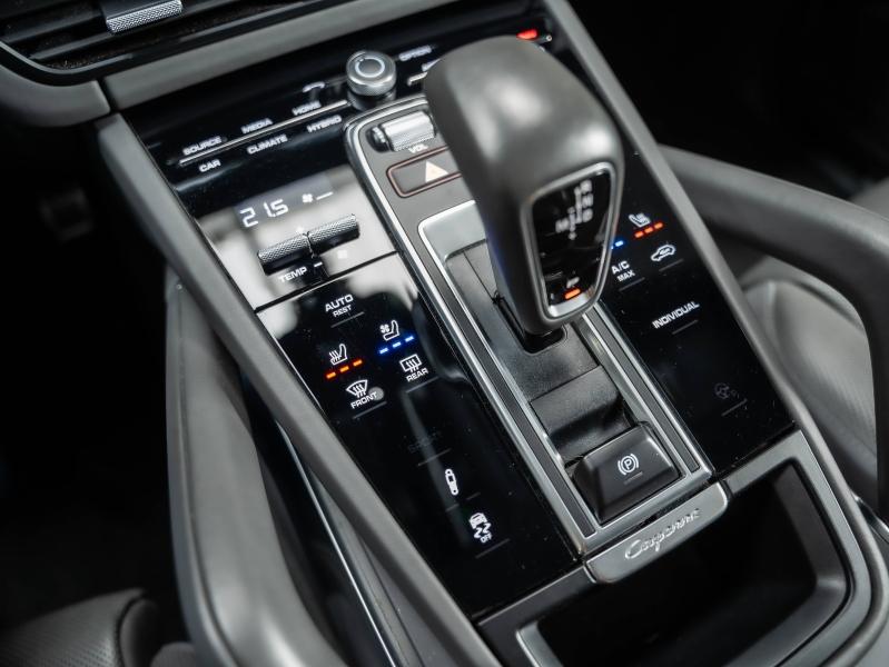 Voitures occasions PORSCHE CAYENNE Turbo S E-Hybrid Champagne-au-Mont-d'Or