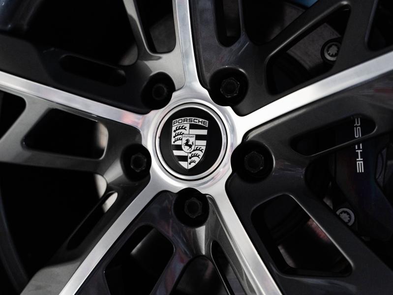 Voitures occasions PORSCHE Taycan Cross Turismo 4 Champagne-au-Mont-d'Or