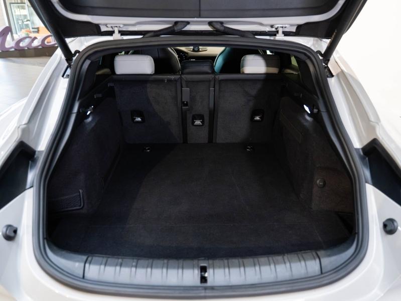 Voitures occasions PORSCHE Taycan Cross Turismo 4 Champagne-au-Mont-d'Or