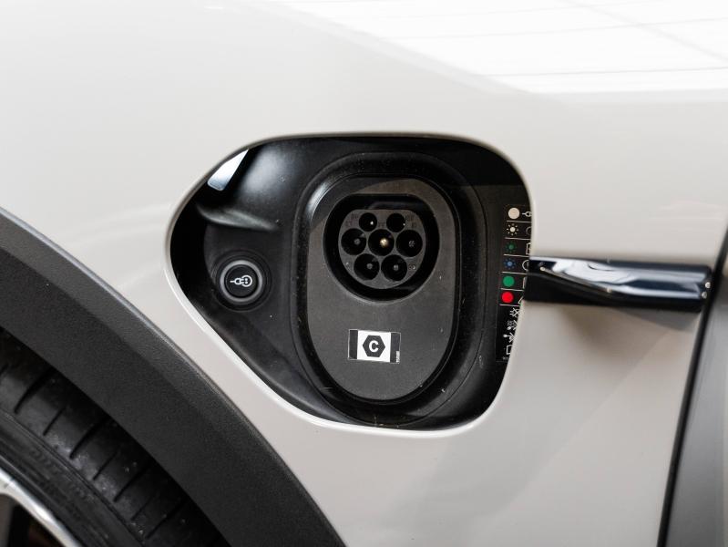 Voitures occasions PORSCHE Taycan Cross Turismo 4 Champagne-au-Mont-d'Or