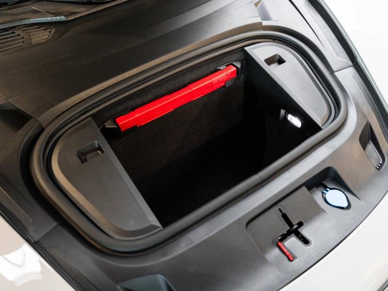 Voitures occasions PORSCHE Taycan Cross Turismo 4 Champagne-au-Mont-d'Or