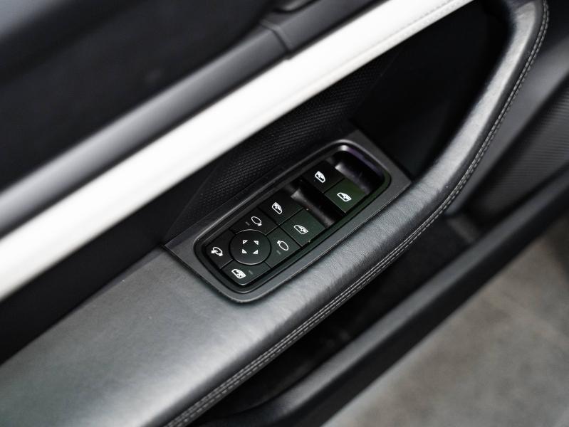 Voitures occasions PORSCHE Taycan Cross Turismo 4 Champagne-au-Mont-d'Or