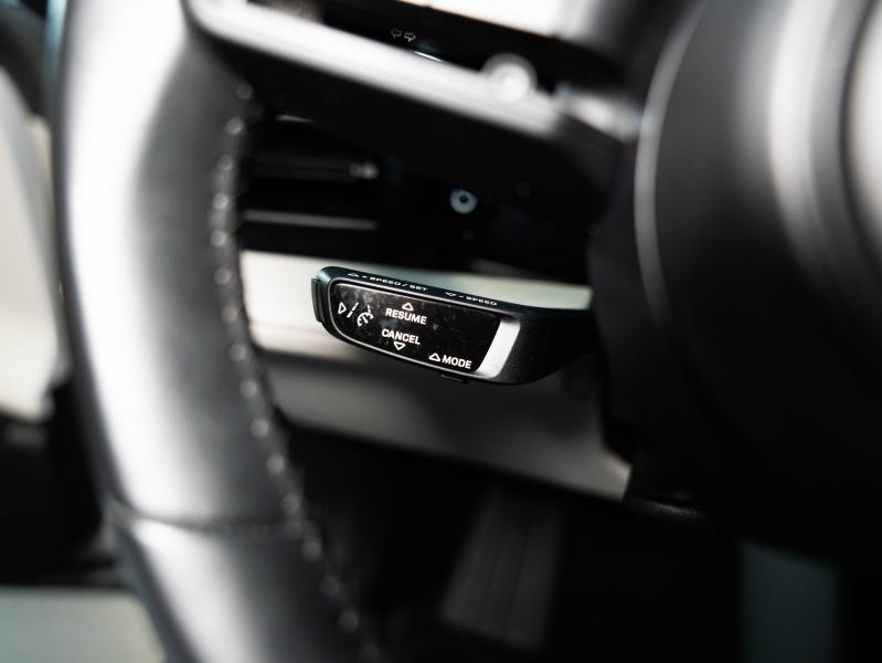 Voitures occasions PORSCHE Taycan Cross Turismo 4 Champagne-au-Mont-d'Or