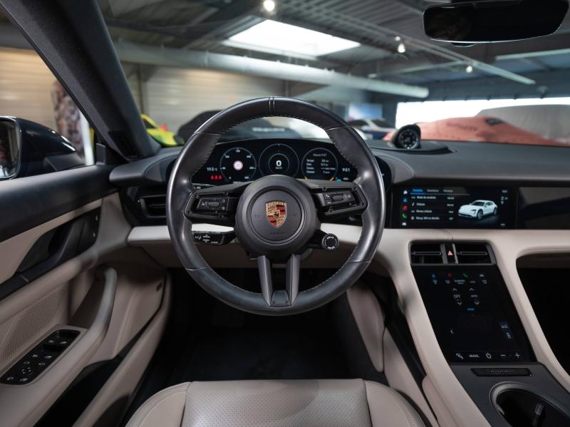 Voitures occasions PORSCHE Taycan Cross Turismo 4S Champagne-au-Mont-d'Or