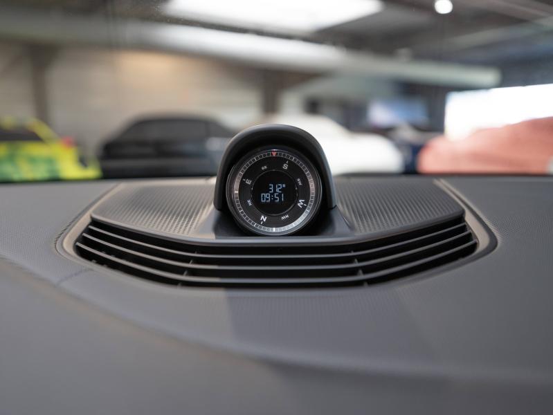 Voitures occasions PORSCHE Taycan Cross Turismo 4S Champagne-au-Mont-d'Or