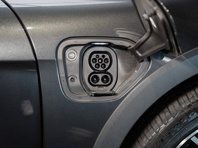 Voitures occasions PORSCHE Taycan Cross Turismo 4S Champagne-au-Mont-d'Or